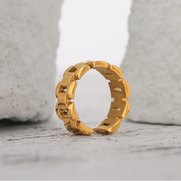 NEW 18K Gold Plated Link Chain Ring - Picture 2 of 10